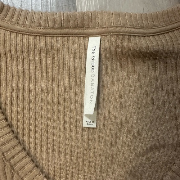 NWT Aritzia Traverse Sweater & skirt set! - Picture 3 of 6